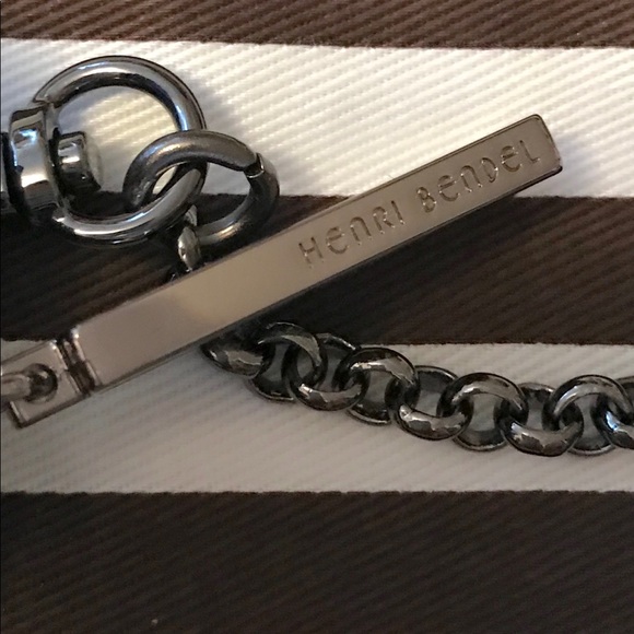 🌸SOLD🌸 Henri Bendel Galactic Petrol Pouch - Picture 7 of 7